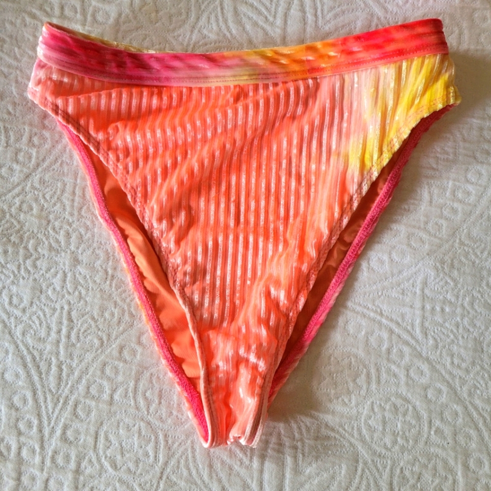 Dippin Daisys Swim Bottoms
